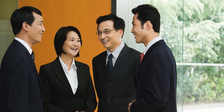 The workplace etiquette in Shanghai