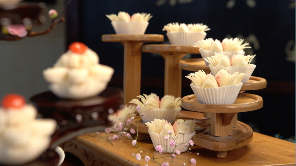 The ULTIMATE Chinese Food Tour: Tea and pastries in Yangzhou
